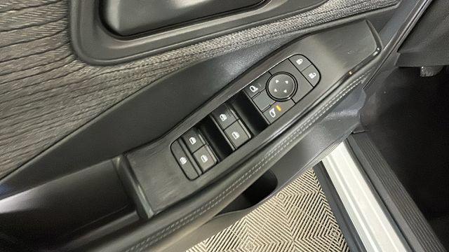 Used 2021 Nissan Rogue S FWD image 11