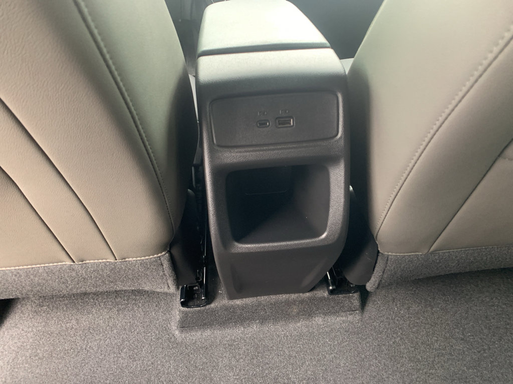 Used 2026 Chevrolet Trax ACTIV w/ Sunroof Package FWD image 21