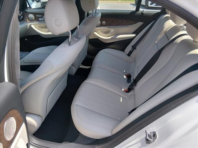 Used 2022 Mercedes-Benz E 350 Sedan image 12