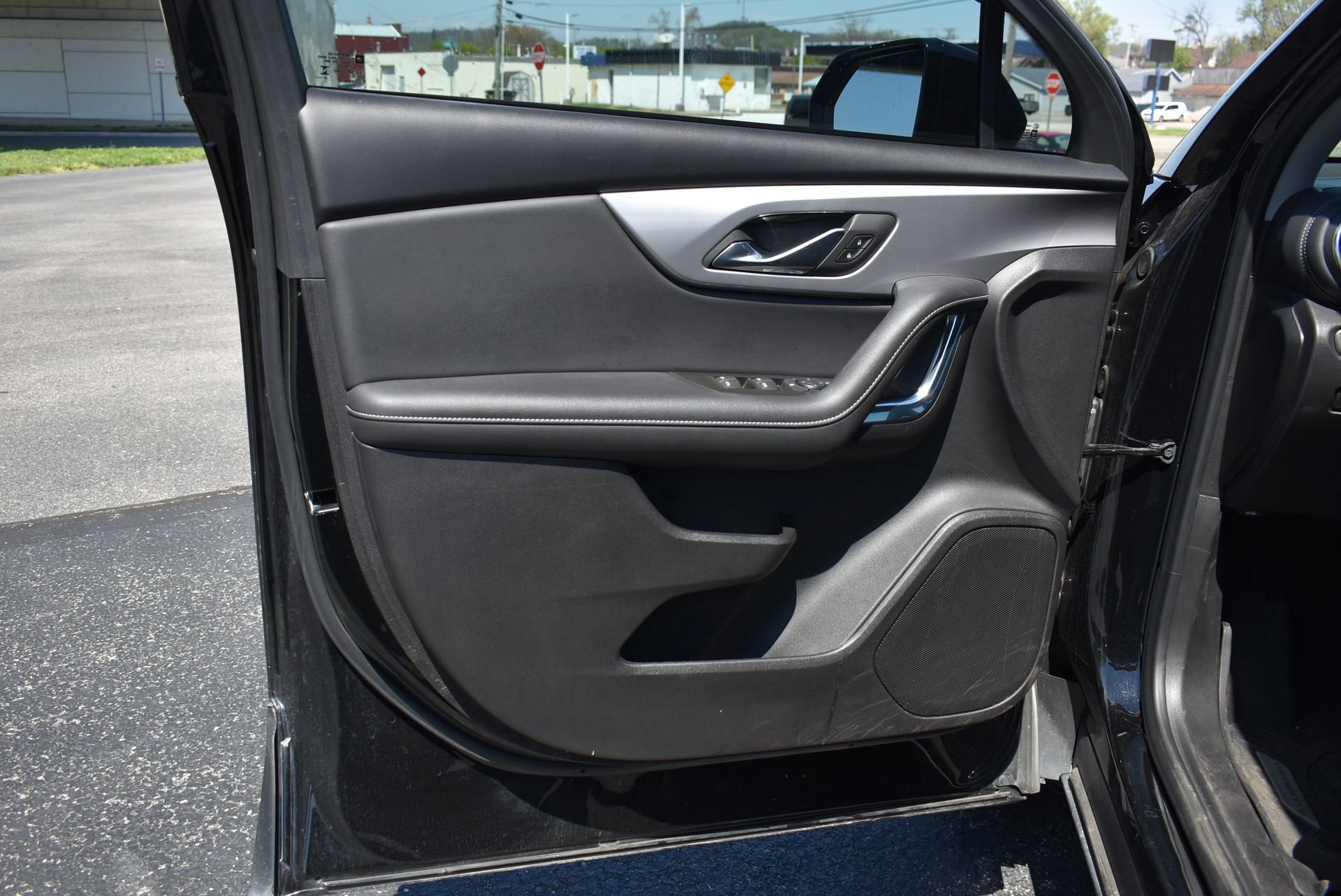 Used 2024 Chevrolet Blazer LT w/ LPO, Floor Liner Package AWD/4WD image 12