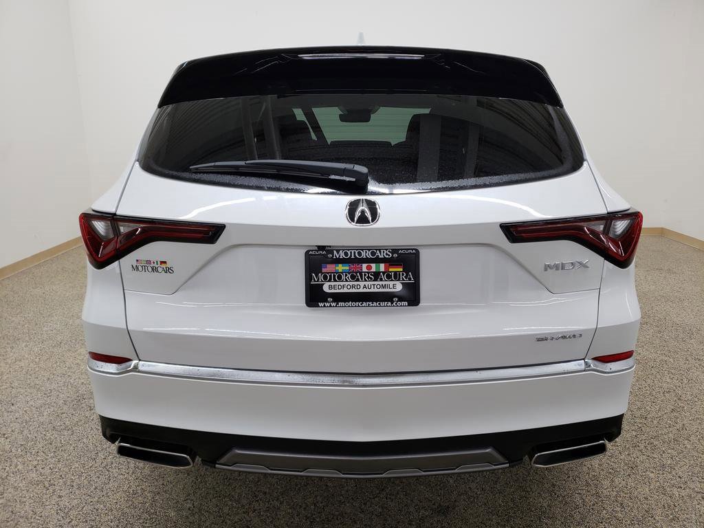 Certified 2025 Acura MDX SH-AWD image 4