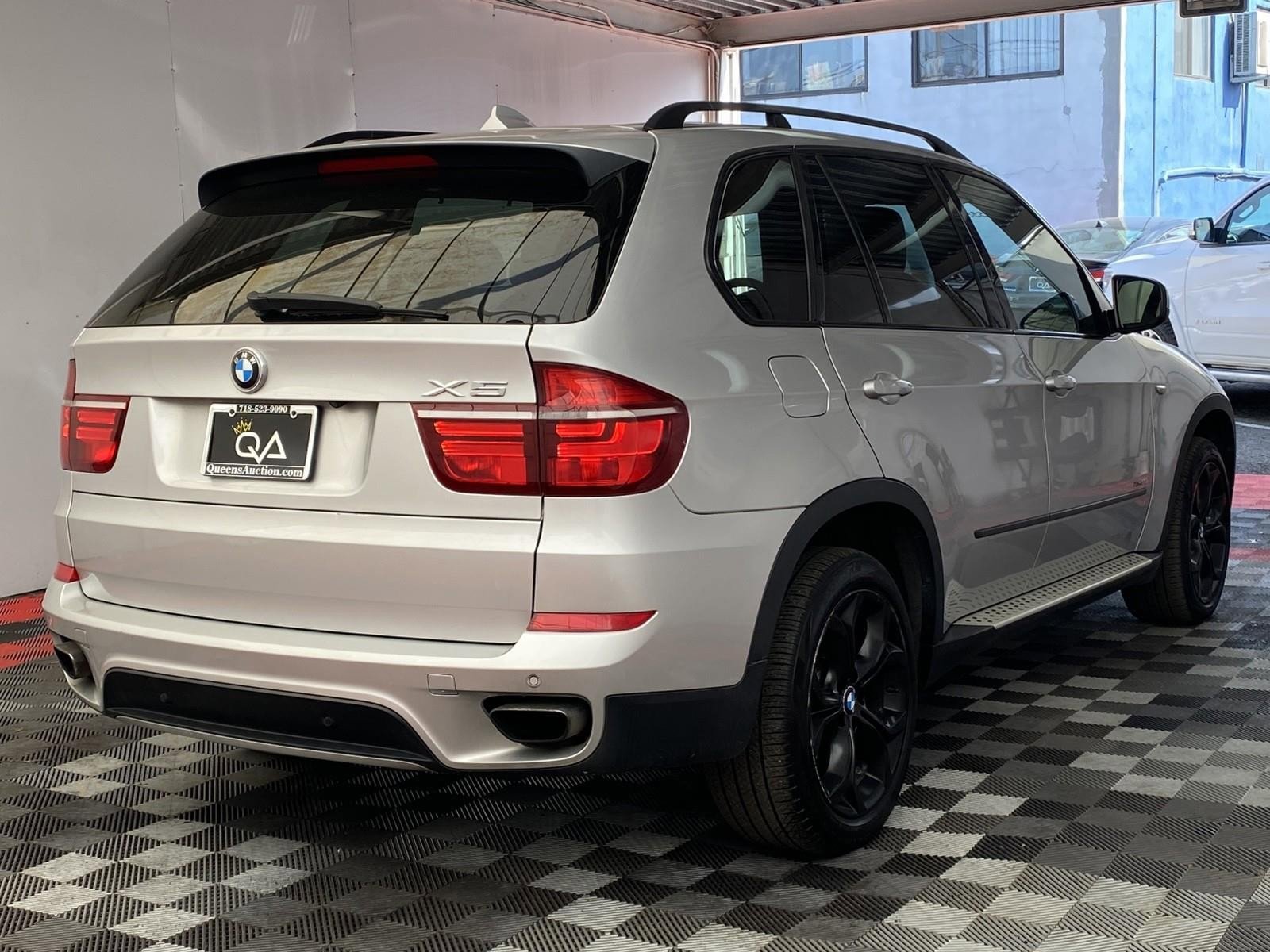Used 2013 BMW X5 xDrive50i w/ Sport Activity Pkg image 6