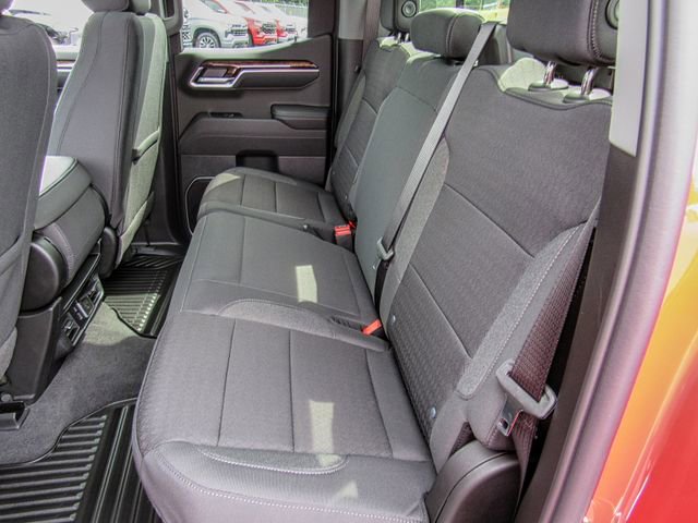 New 2026 GMC Sierra 1500 SLE w/ X31 Off-Road Package image 17