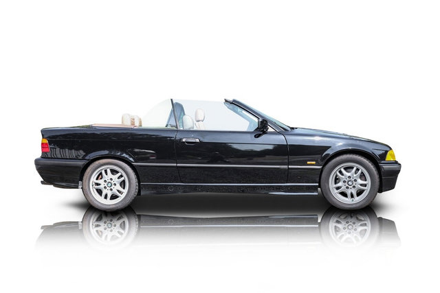Used 1999 BMW 323i Convertible RWD image 2