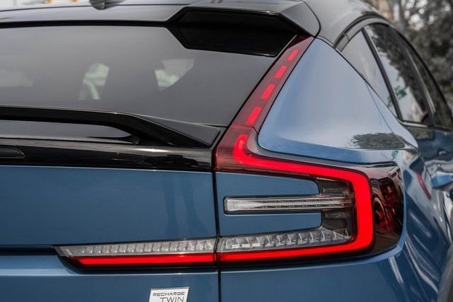 Used 2022 Volvo C40 P8 Recharge Ultimate image 7