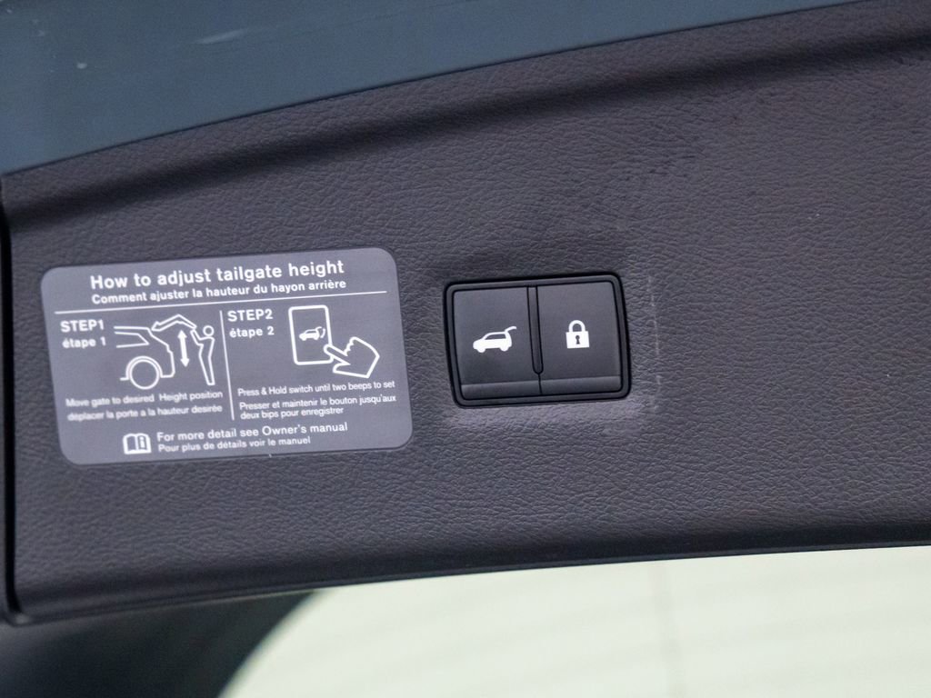 Used 2025 INFINITI QX55 Luxe w/ Cargo Package image 32