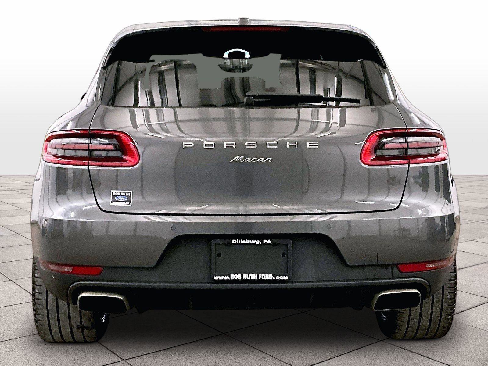 Used 2018 Porsche Macan AWD/4WD image 4