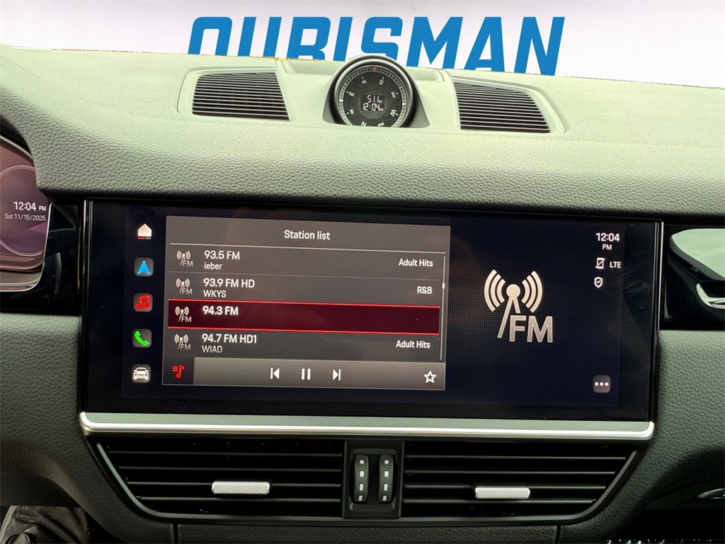 Used 2022 Porsche Cayenne image 14