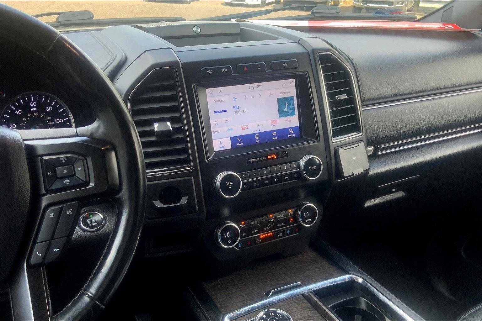 Used 2020 Ford Expedition Limited image 6