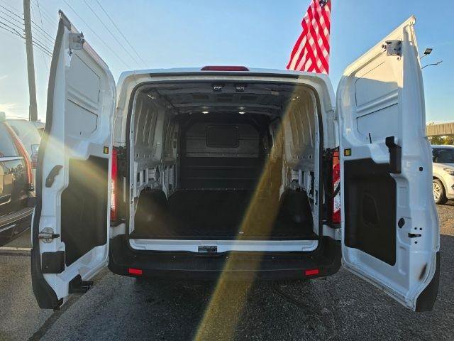 Used 2021 Ford Transit 150 Low Roof RWD image 36