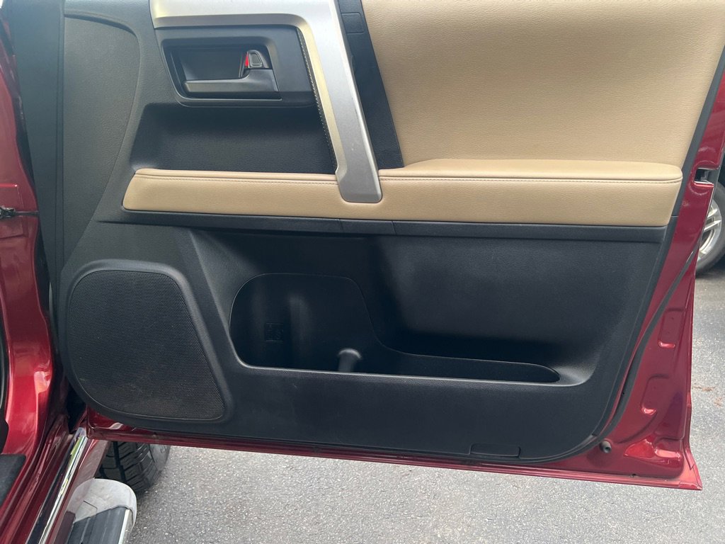 Used 2011 Toyota 4Runner SR5 image 11