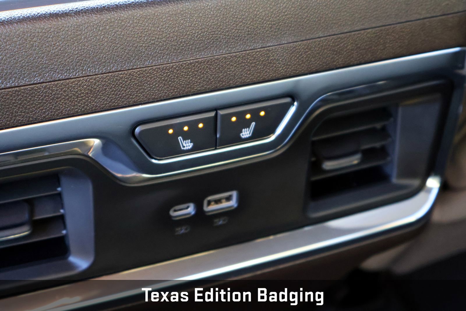 Used 2025 GMC Sierra 2500 SLT w/ Texas SLT Premium Package image 25