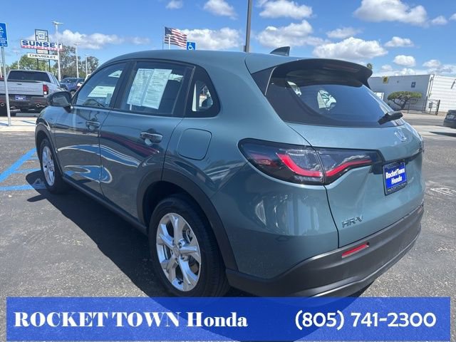 Used 2025 Honda HR-V LX image 2