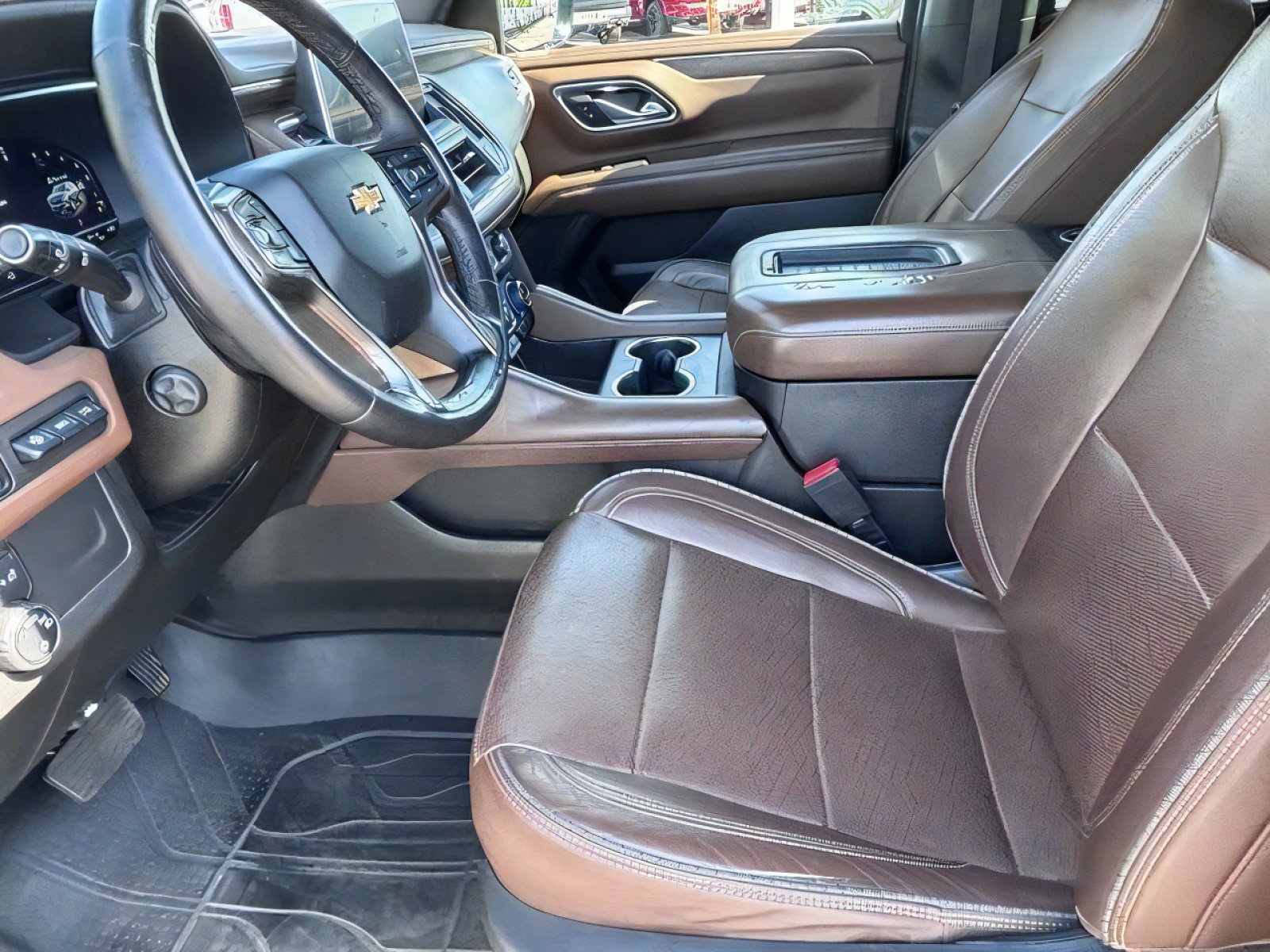 Used 2022 Chevrolet Tahoe High Country AWD/4WD image 16