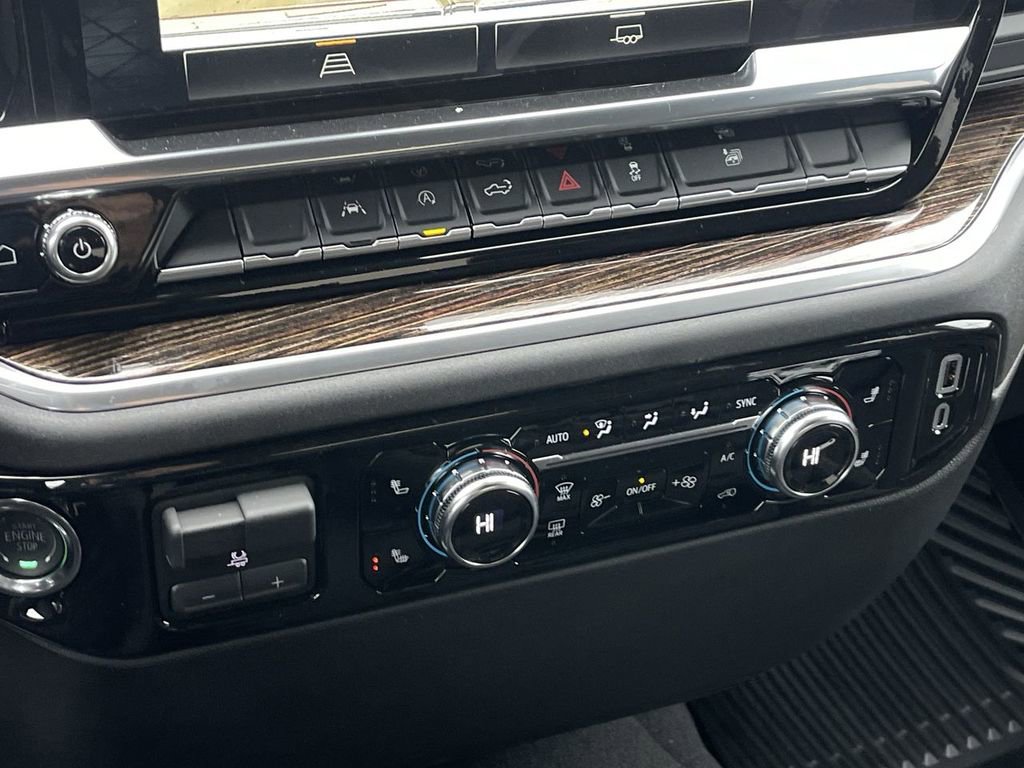 New 2026 GMC Sierra 1500 Elevation image 34