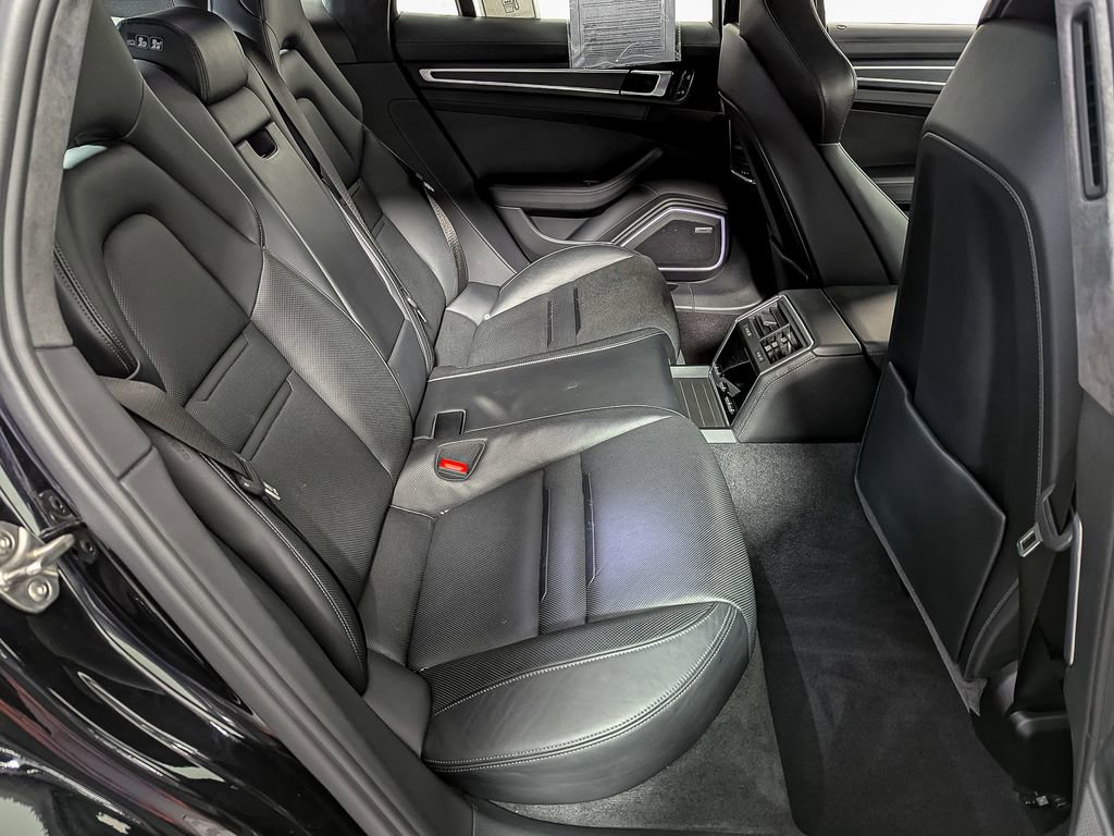 Used 2021 Porsche Panamera GTS image 43