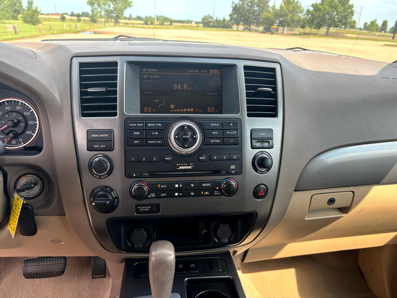 Used 2011 Nissan Armada SV image 20