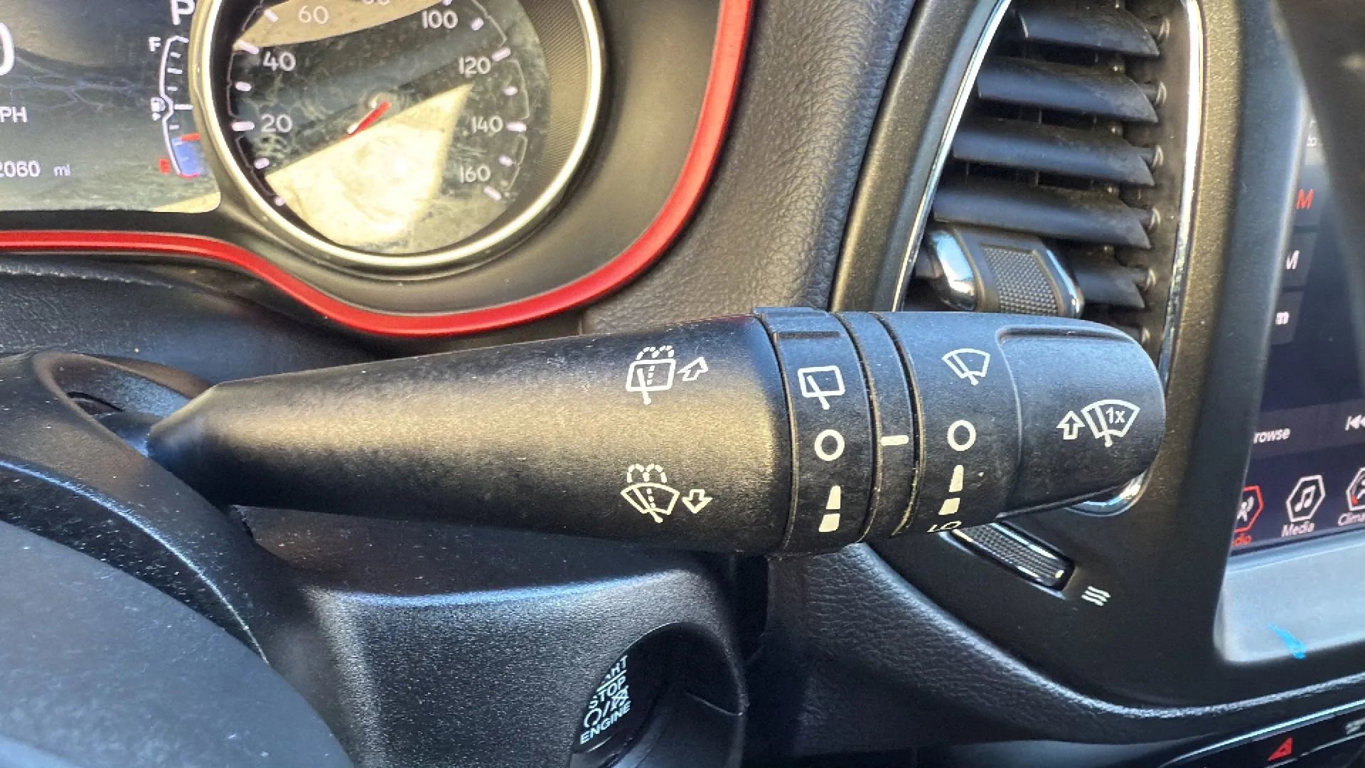 Used 2019 Jeep Compass Trailhawk image 13