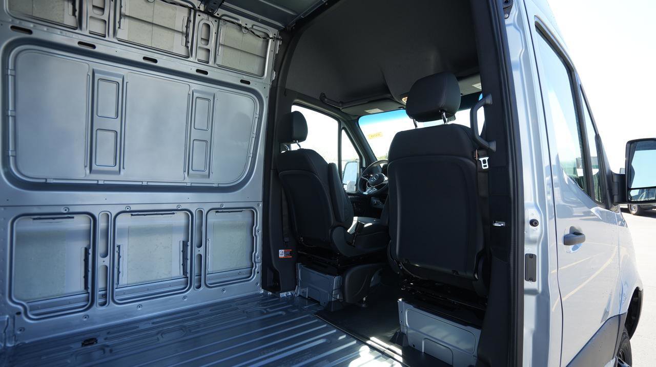 New 2026 Mercedes-Benz Sprinter 3500 image 9