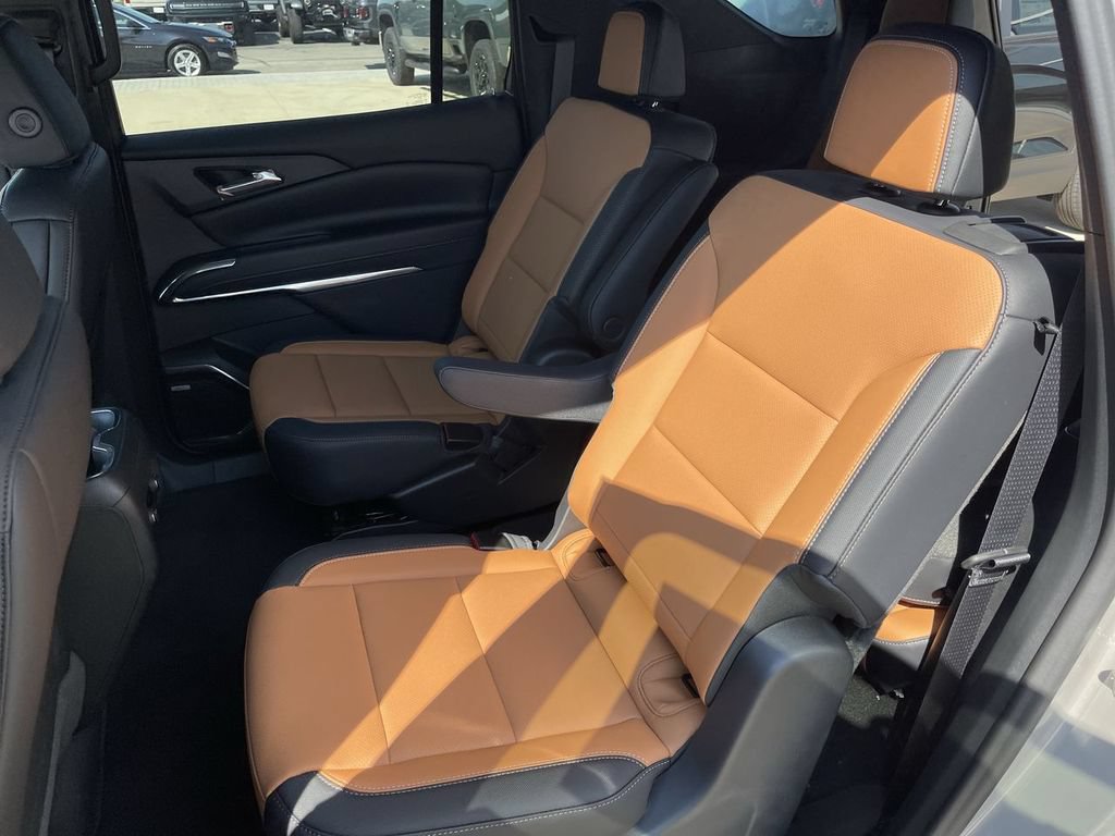 New 2027 Chevrolet Traverse Z71 w/ Enhanced Driving Package AWD/4WD image 21