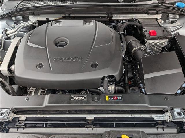 Used 2020 Volvo S60 T5 Inscription image 24