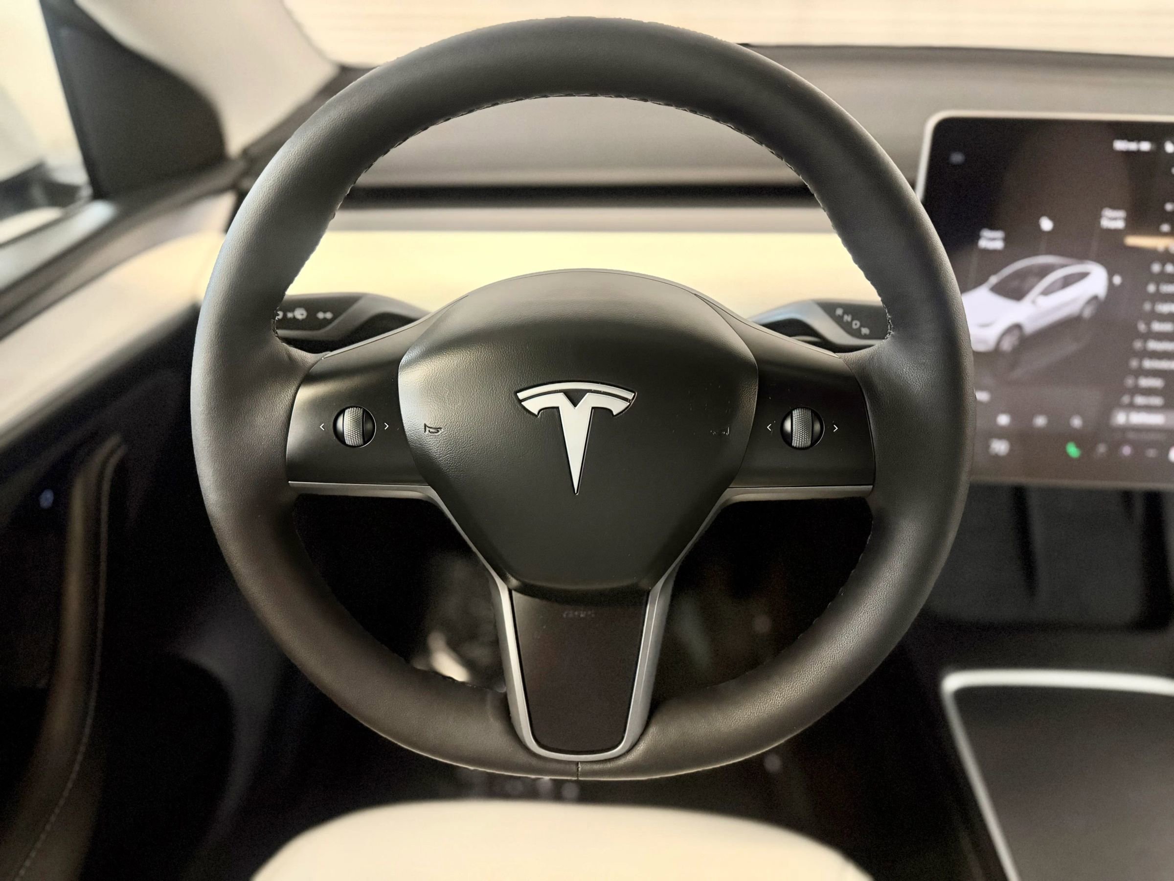 Used 2023 Tesla Model Y Long Range image 15