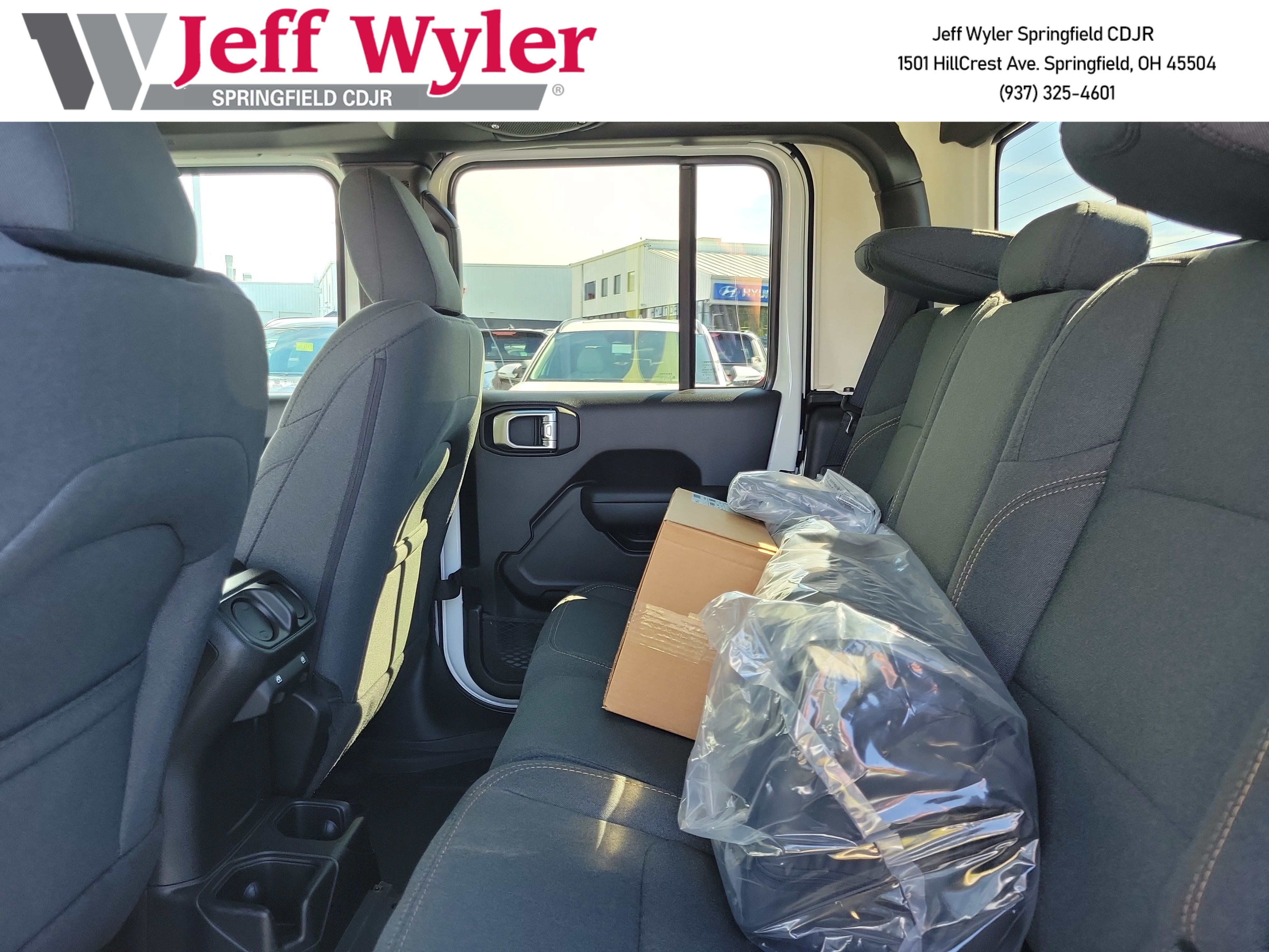 New 2026 Jeep Gladiator Sport AWD/4WD image 16