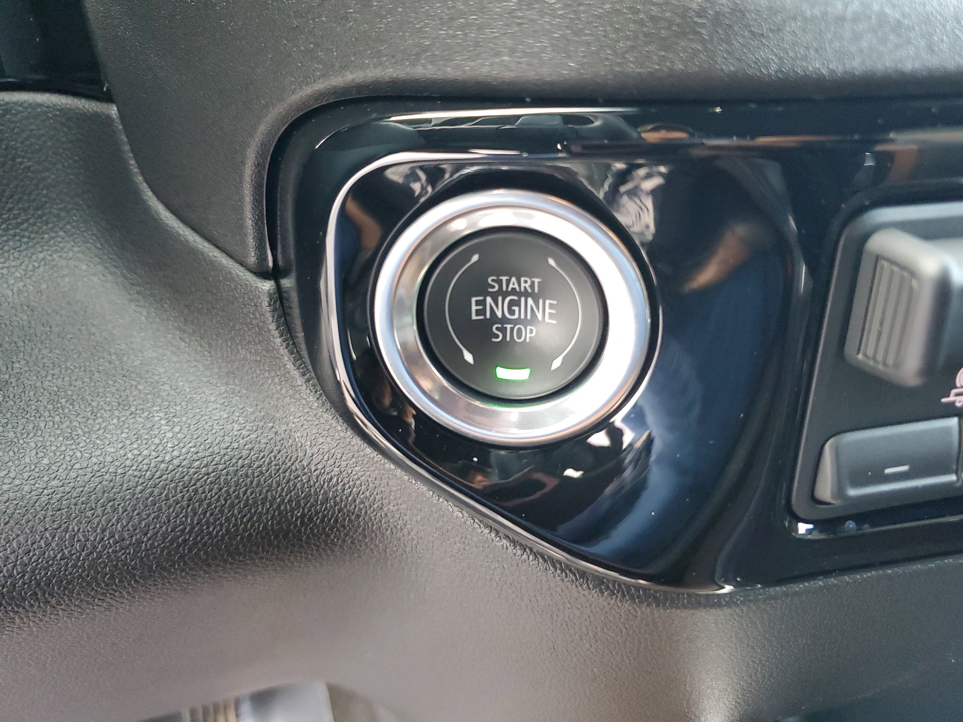 Used 2025 Chevrolet Silverado 1500 High Country image 28