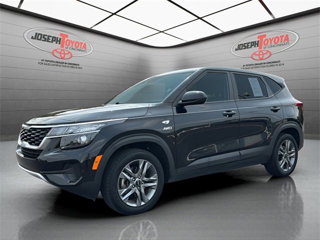 Used 2023 Kia Seltos LX