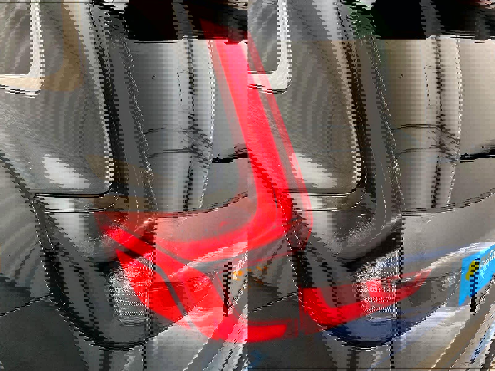 Used 2025 Honda CR-V LX image 32