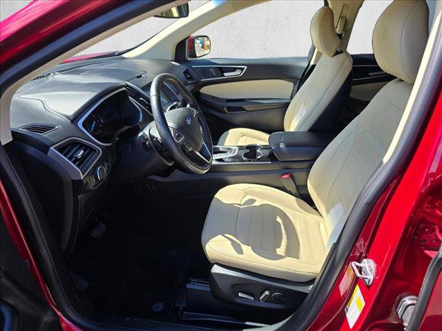 Used 2018 Ford Edge SEL w/ Equipment Group 201A FWD image 17