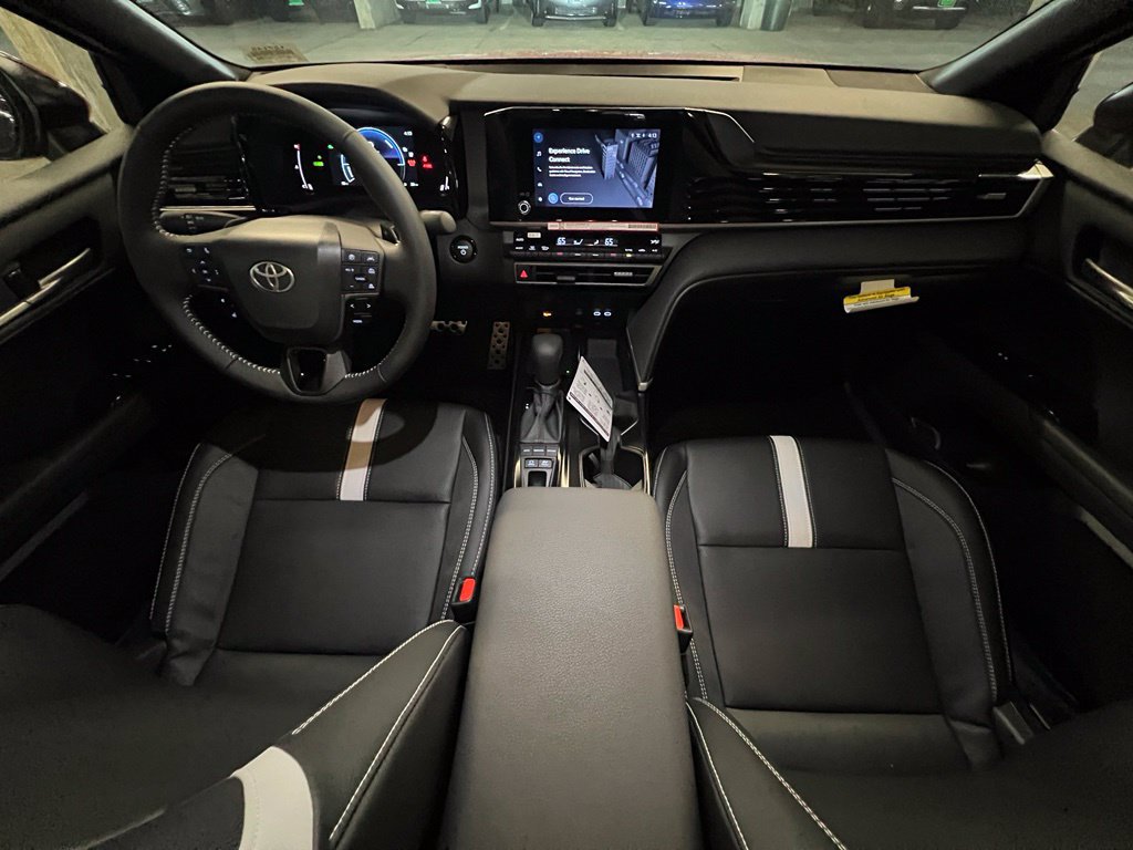 New 2026 Toyota Camry SE FWD image 19