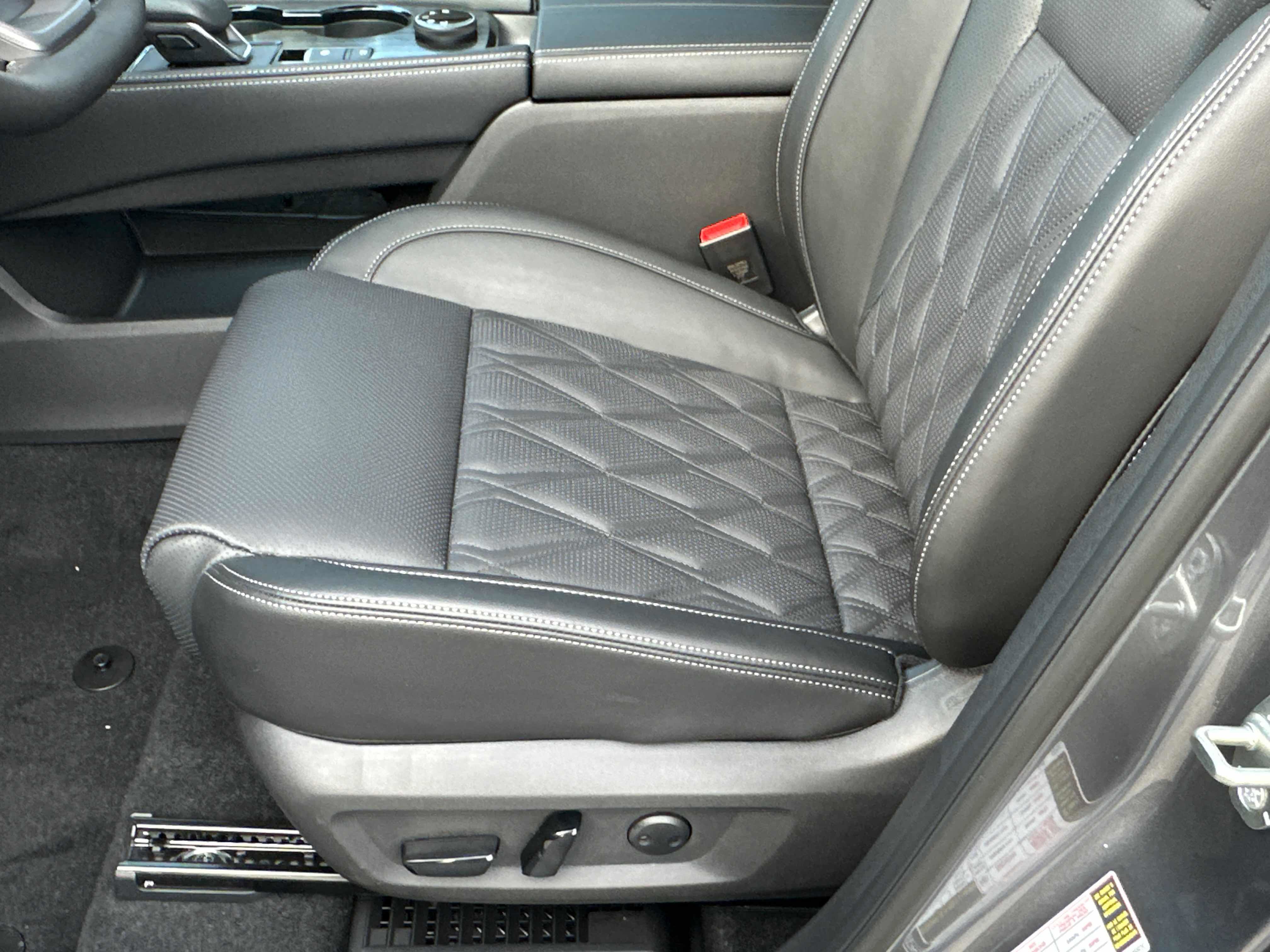 New 2026 Nissan Rogue Platinum w/ Platinum Premium Package image 26