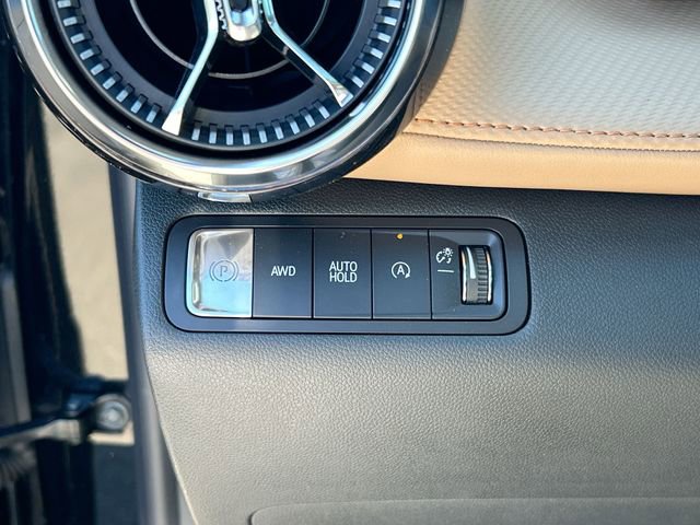 New 2025 Chevrolet Equinox ACTIV w/ Safety and Technology Package image 18