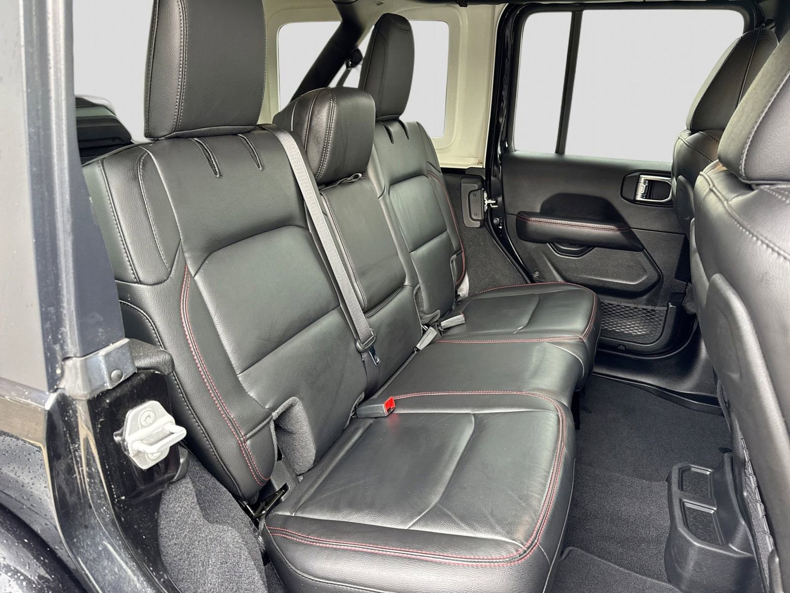 Used 2021 Jeep Wrangler Unlimited Rubicon w/ Uconnect 4C Nav & Sound Group image 20