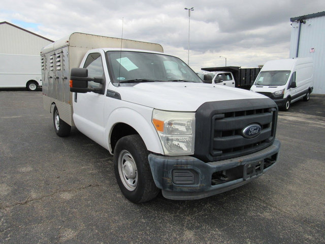 Used 2014 Ford F250 XL w/ Power Equipment Group RWD image 3