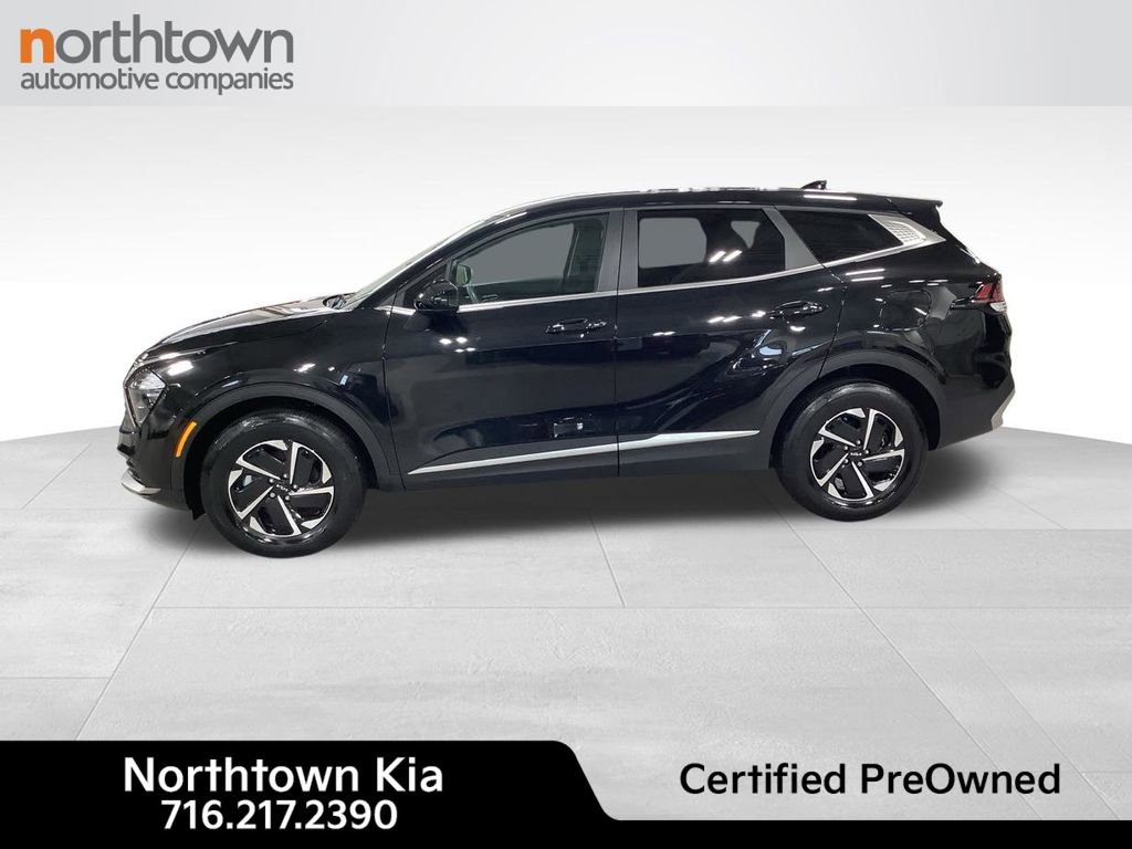 Certified 2023 Kia Sportage LX image 3