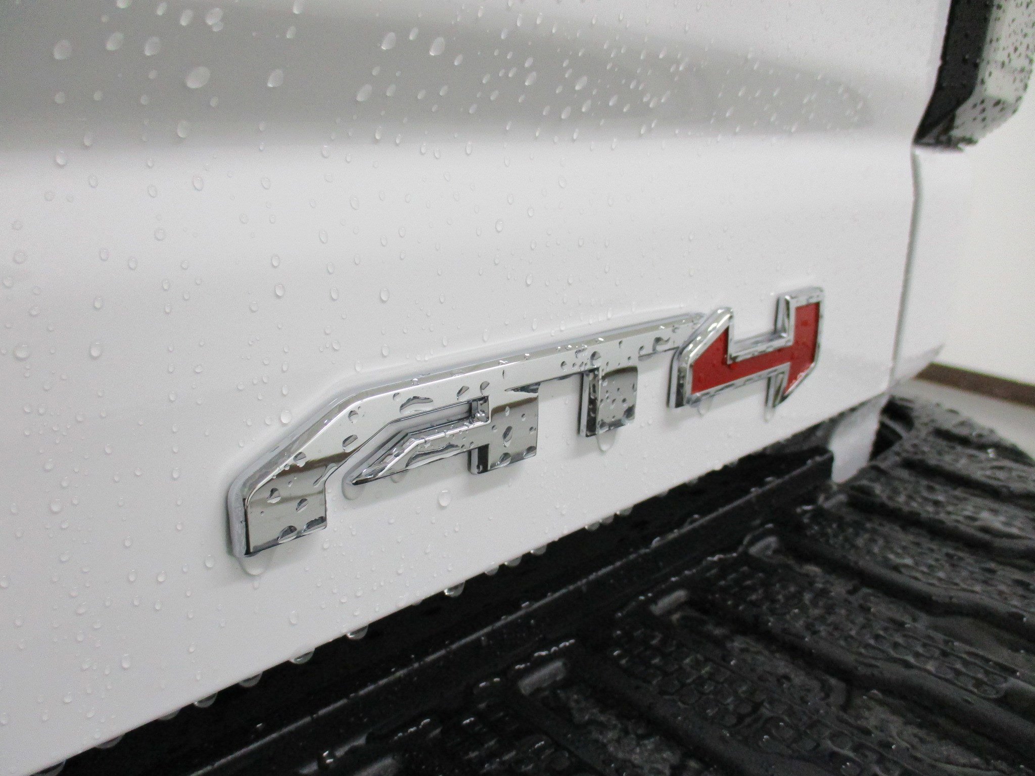 New 2025 GMC Sierra 2500 AT4 w/ Technology Package image 5