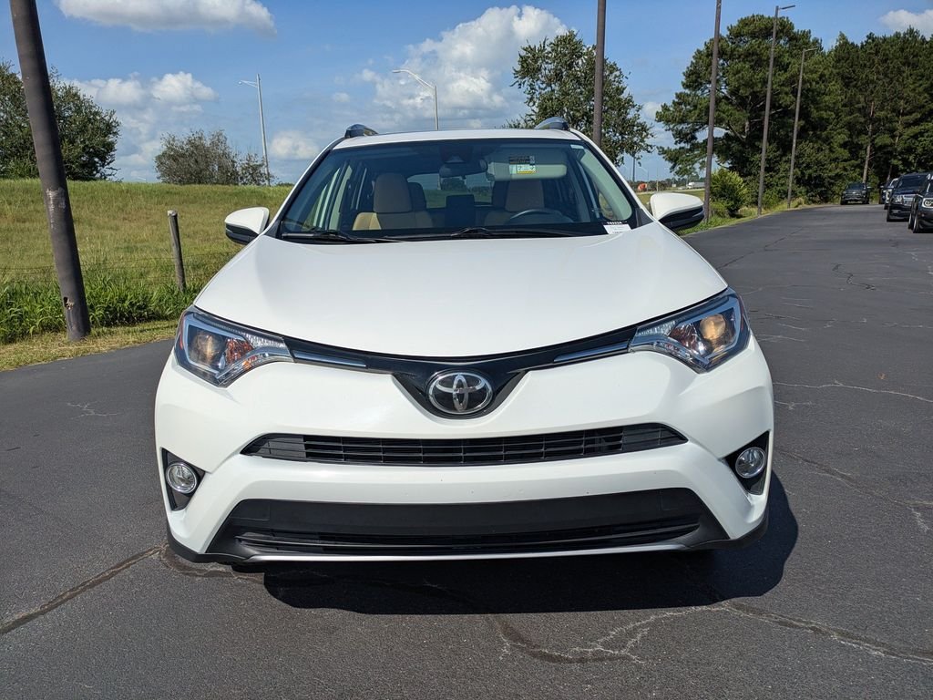 Used 2017 Toyota RAV4 XLE FWD image 9