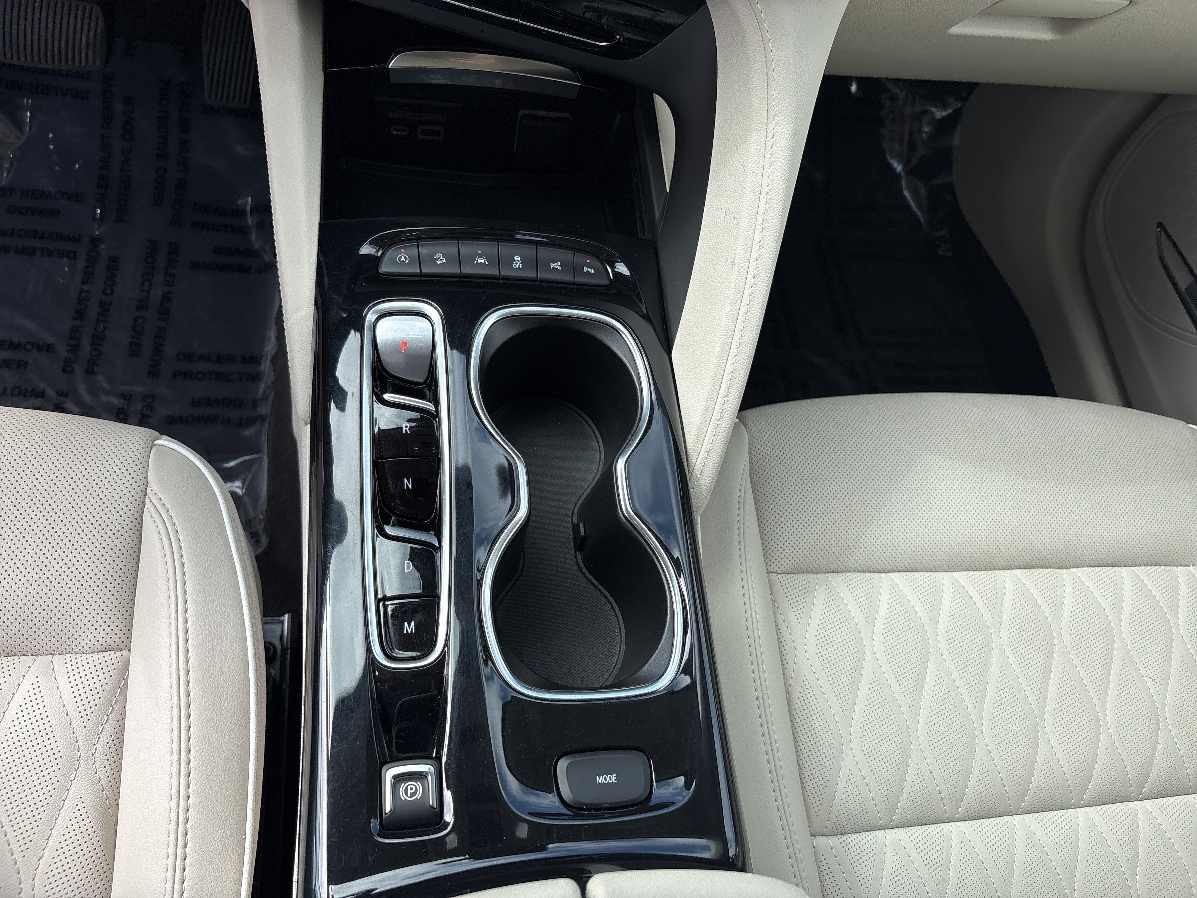 Used 2023 Buick Envision Avenir AWD/4WD image 22