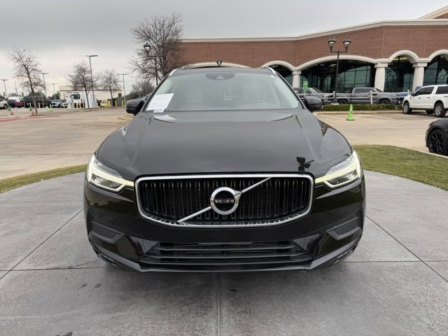 Used 2021 Volvo XC60 T5 Momentum w/ Climate Package image 2