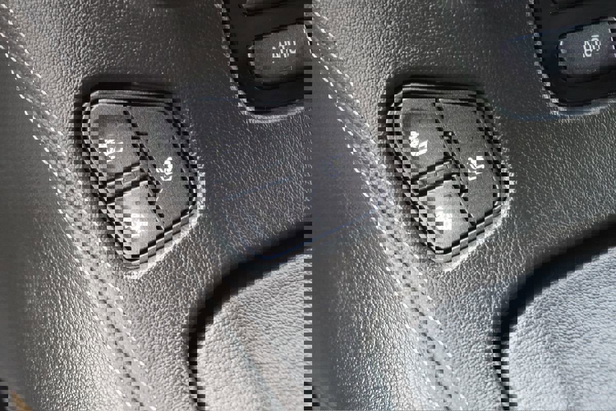 Used 2017 GMC Yukon Denali w/ Open Road Package image 31