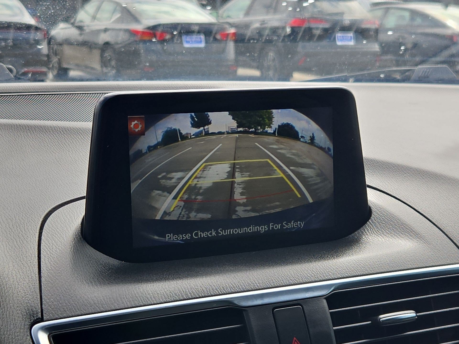 Used 2018 MAZDA MAZDA3 Grand Touring FWD image 25