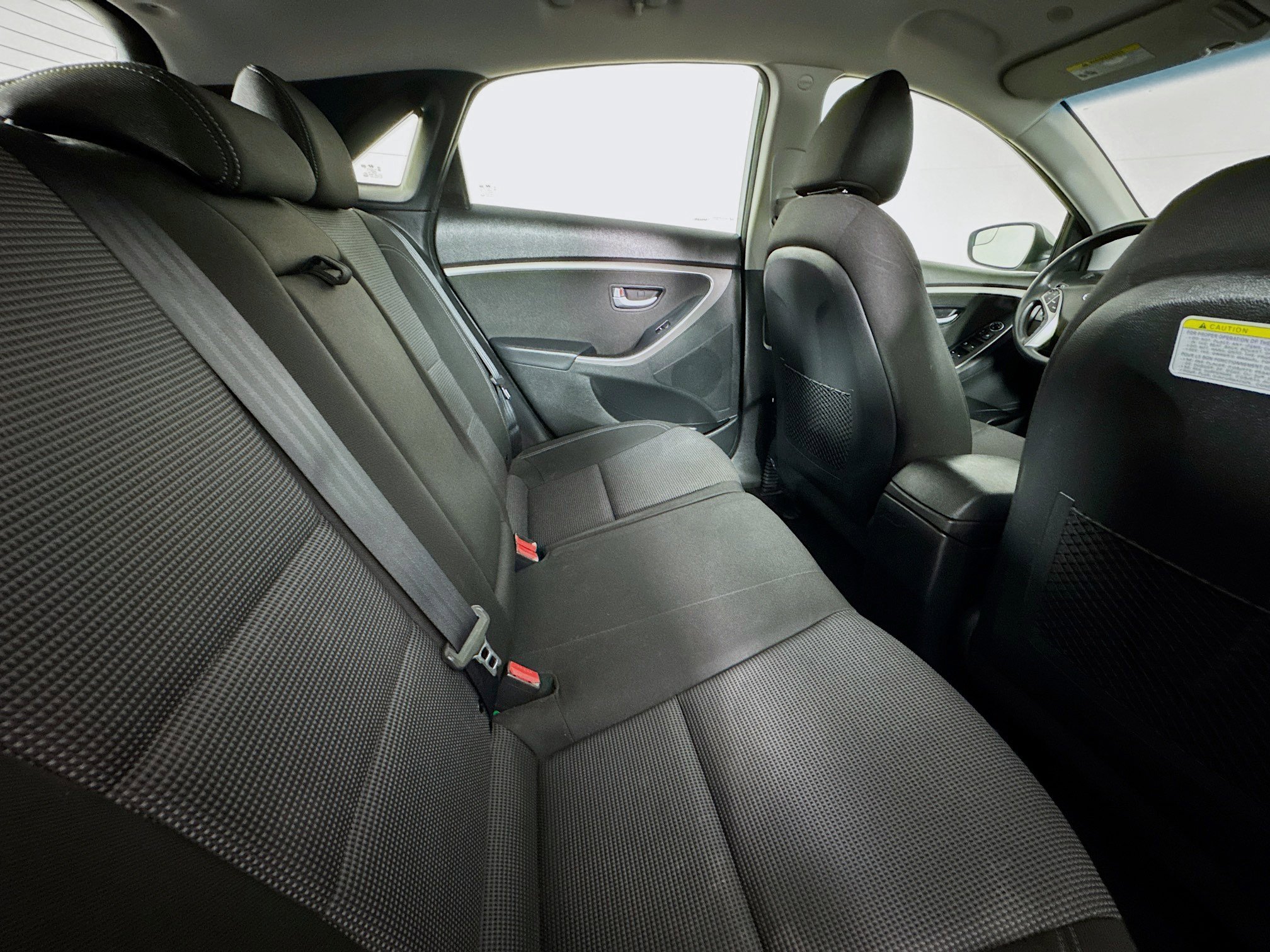 Used 2017 Hyundai Elantra GT image 24