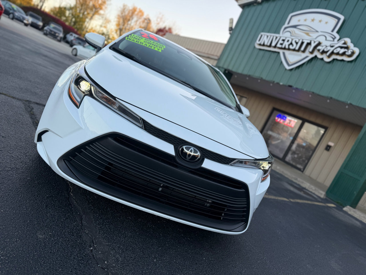 Used 2024 Toyota Corolla LE image 9