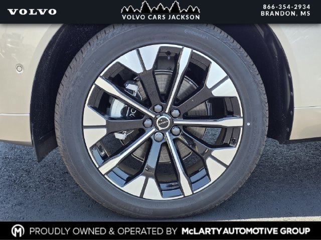 New 2026 Volvo XC60 B5 Plus w/ Protection Package Premier AWD/4WD image 24