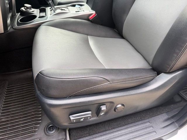 Used 2023 Toyota 4Runner SR5 Premium w/ Moonroof Package AWD/4WD image 24