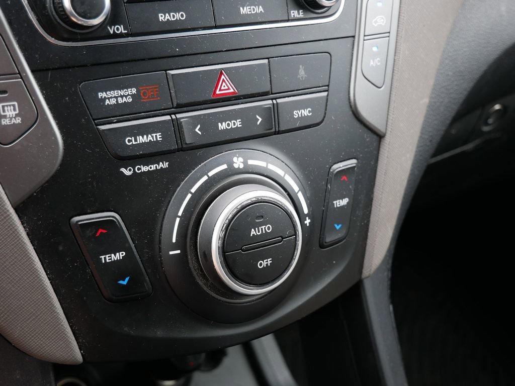 Used 2017 Hyundai Santa Fe Sport AWD/4WD image 27