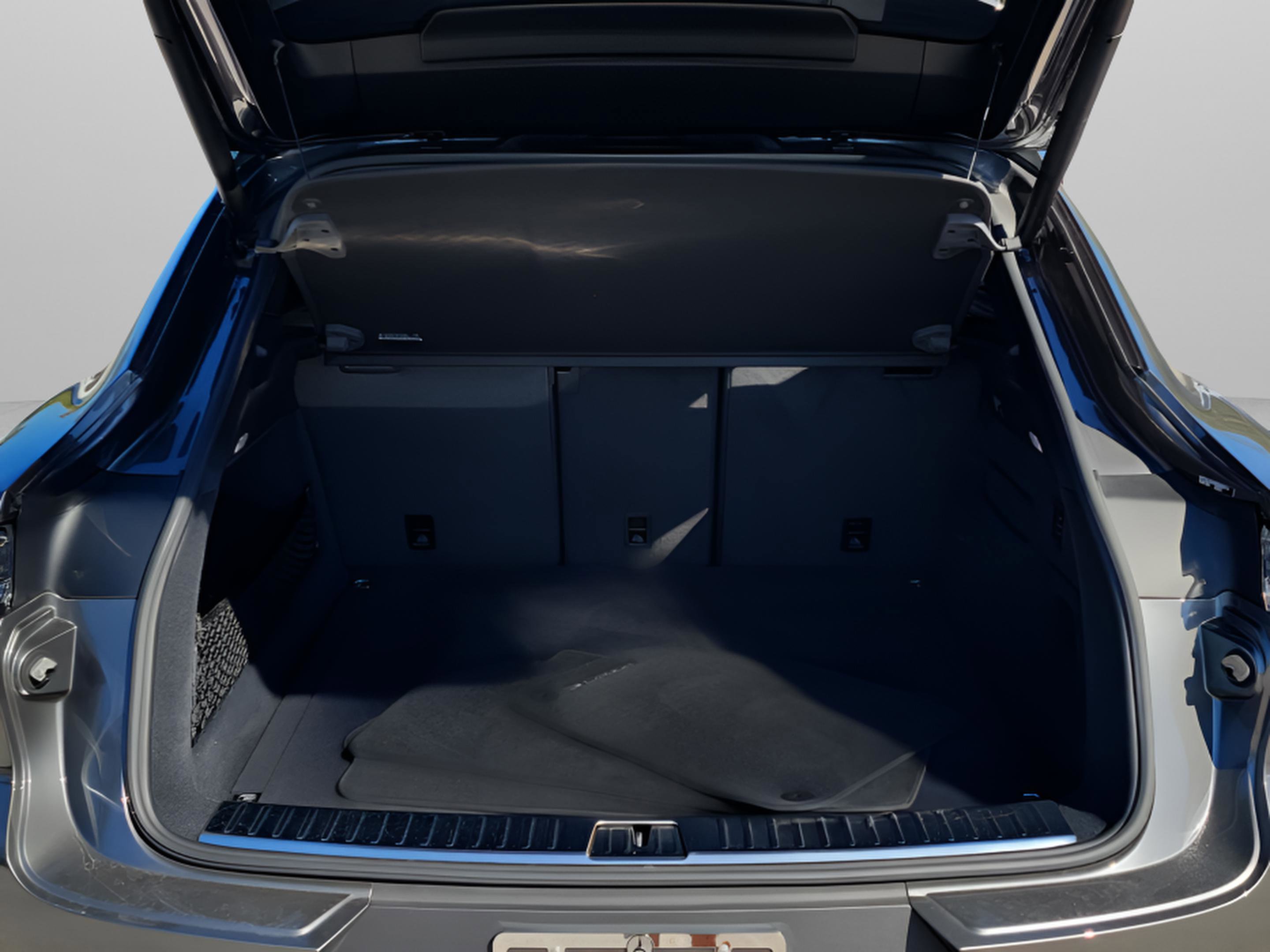 Used 2024 Porsche Cayenne S image 8