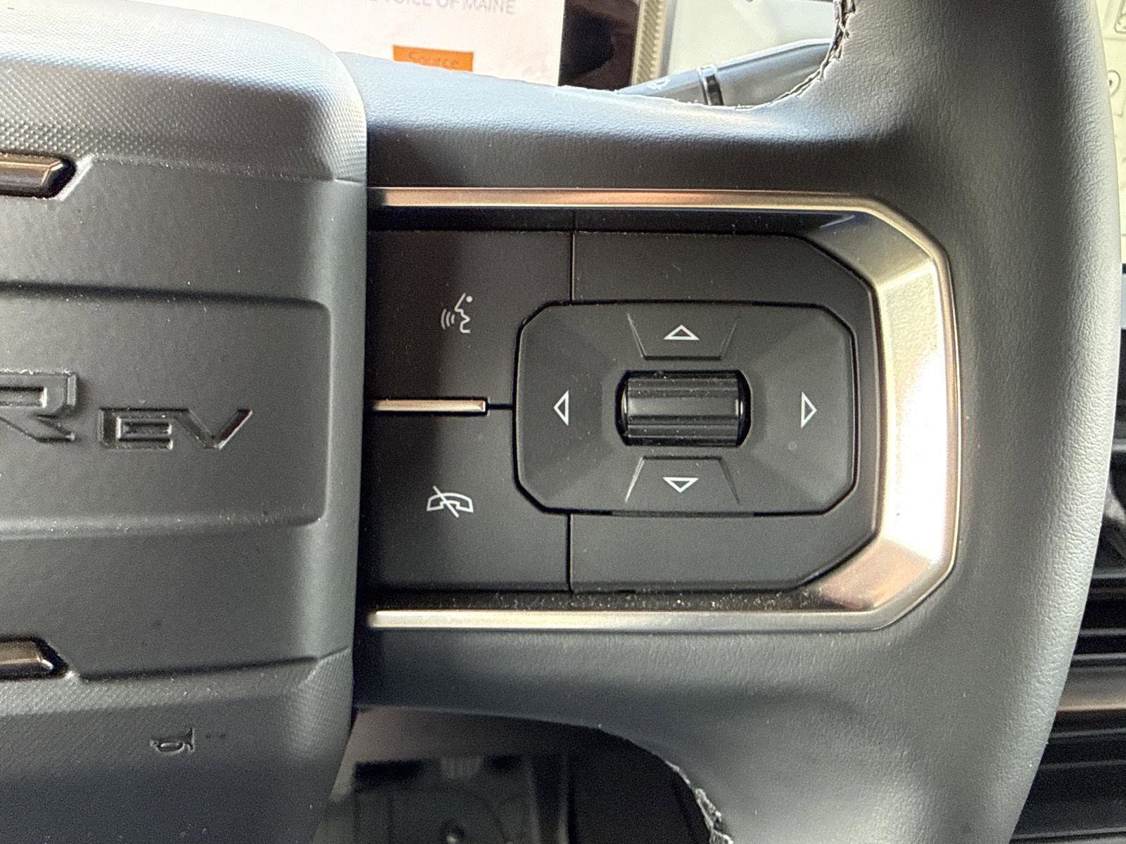 New 2025 GMC Hummer EV 2X image 30